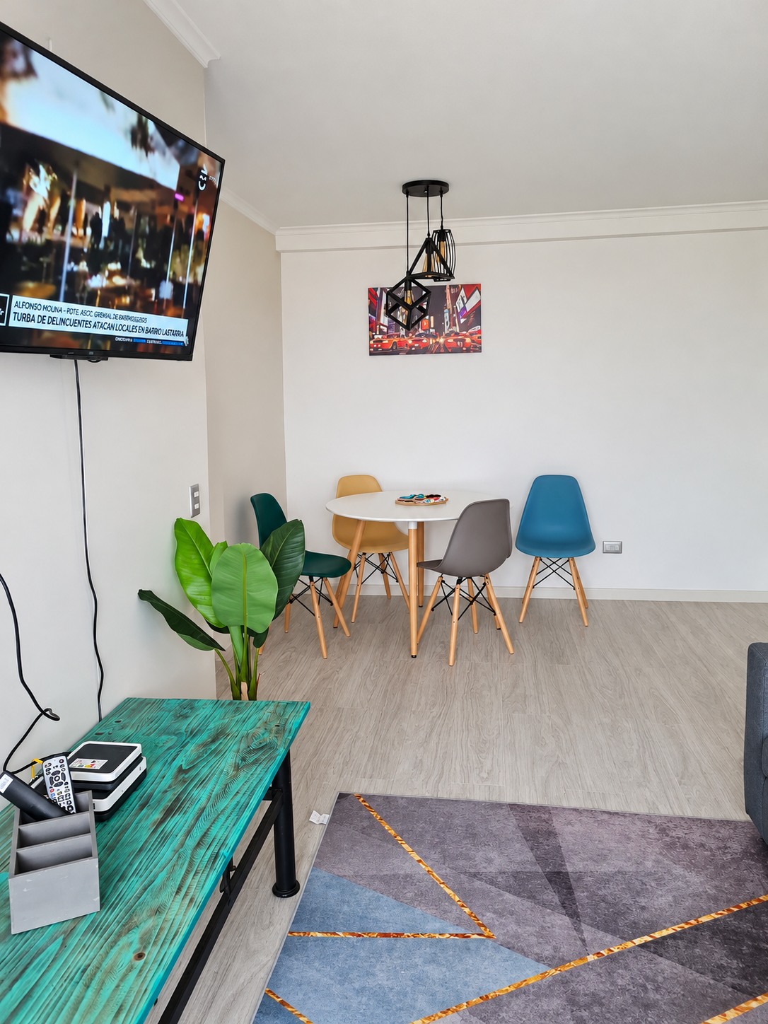 Living comedor de departamento amoblado